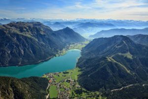 View on the Achensee from a surrounding mountain. © Österreich Werbung Homberger