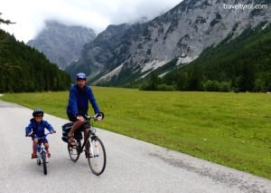 Cycling between Gramai and Pertisau.