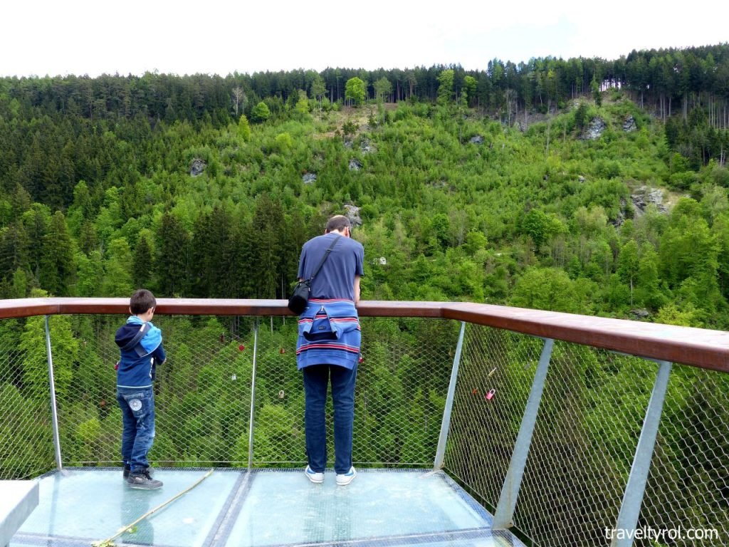 Sill gorge viewing platform Bergisel hiking trail.