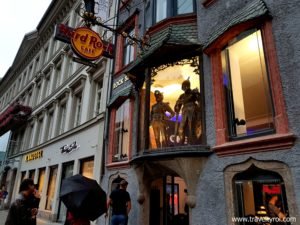 Hard Rock Cafe Innsbruck exterior.