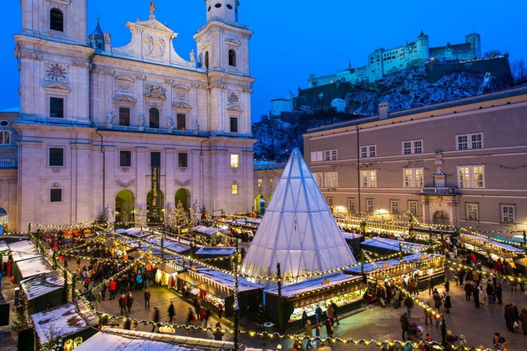 Salzburg Christmas Market around the Salzburg Cathedral square. Salzburg Christmas Market ©Salzburg Tourism Günter Breitegger.jpg