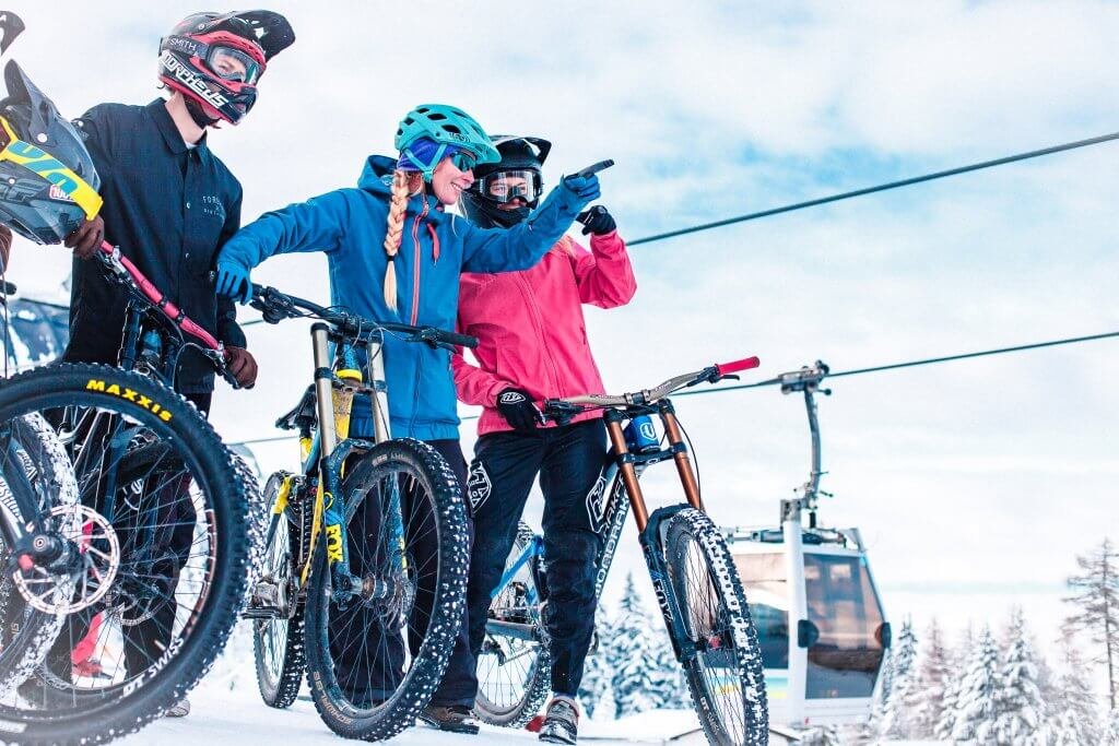 Fat- and snowbiking near the Muttereralmpark ski resort near Innsbruck.