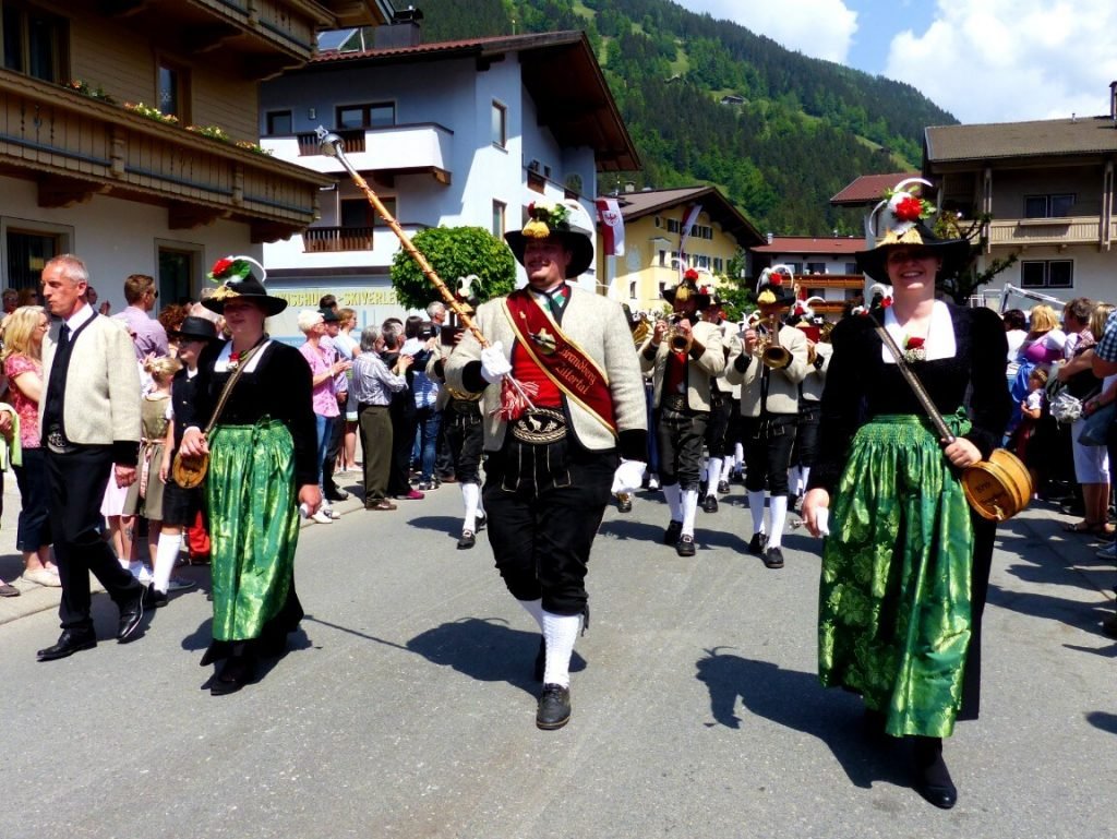 Gauder parade in action.