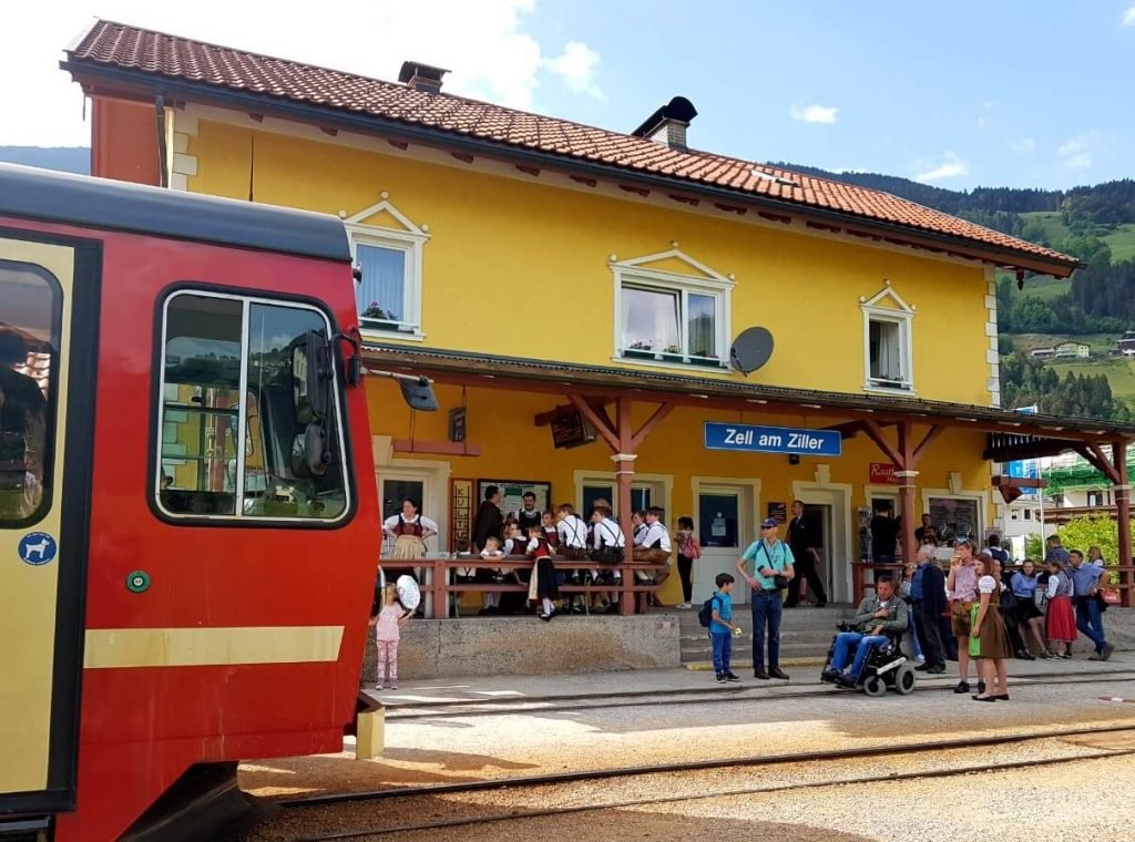 Train Zell am Ziller